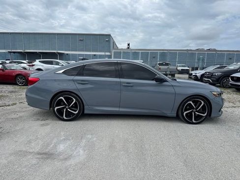 Used 2022 Honda Accord Sport image 8