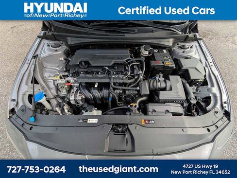 Certified 2024 Hyundai Elantra SEL image 12