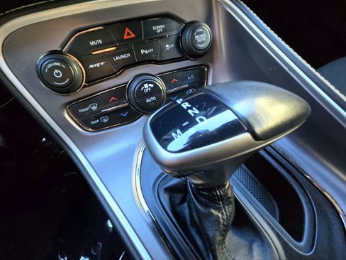 Used 2020 Dodge Challenger SRT Hellcat image 25