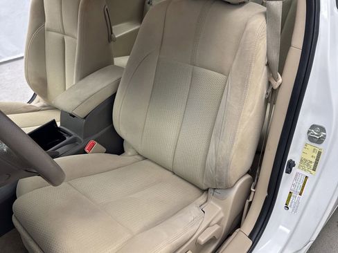 Used 2012 Nissan Altima 2.5 S w/ Convenience Pkg FWD image 10