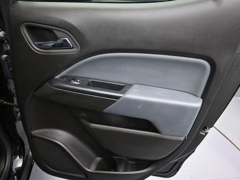 Used 2015 Chevrolet Colorado Z71 image 34