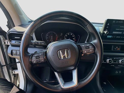 Used 2024 Honda Pilot EX-L image 10