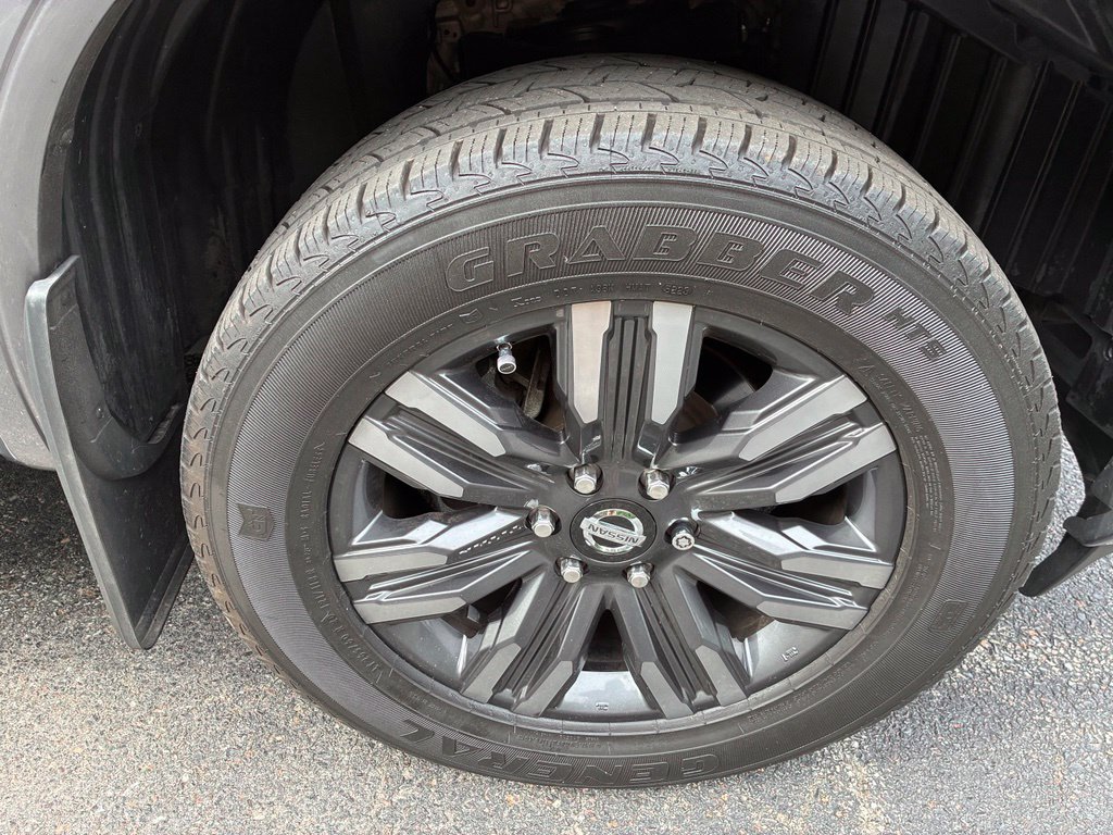 Certified 2021 Nissan Titan Platinum Reserve w/ Moonroof Package AWD/4WD image 9
