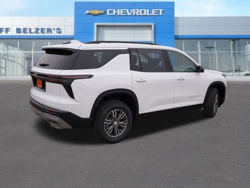 New 2026 Chevrolet Traverse LT w/ Driver Confidence Package image 3