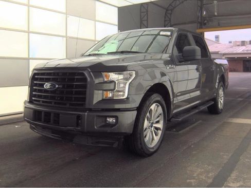 Used 2017 Ford F150 XL w/ Equipment Group 101A Mid RWD image 2