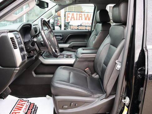 Used 2016 Chevrolet Silverado 3500 LTZ image 12