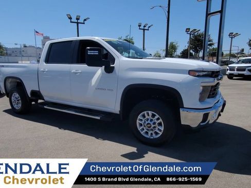 Certified 2025 Chevrolet Silverado 2500 LT w/ Convenience Package AWD/4WD image 2