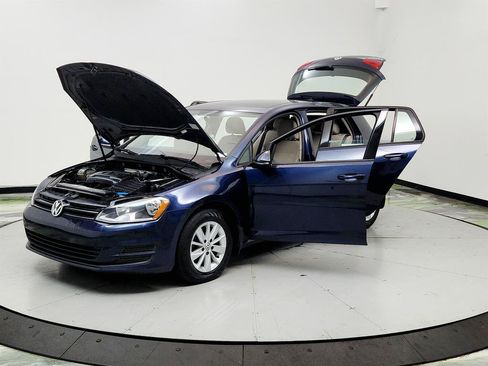 Used 2015 Volkswagen Golf S FWD image 9