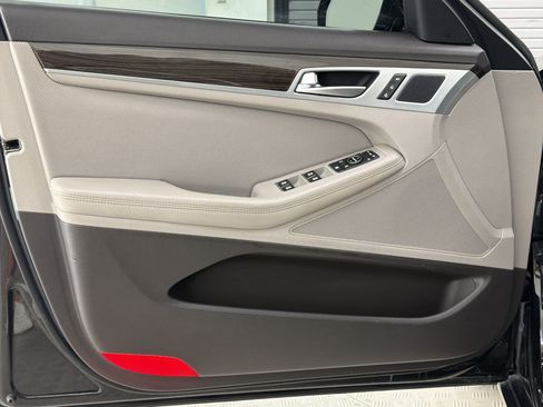 Used 2018 Genesis G80 3.8 AWD/4WD image 14