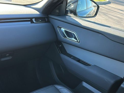 Certified 2025 Land Rover Range Rover Velar S image 22
