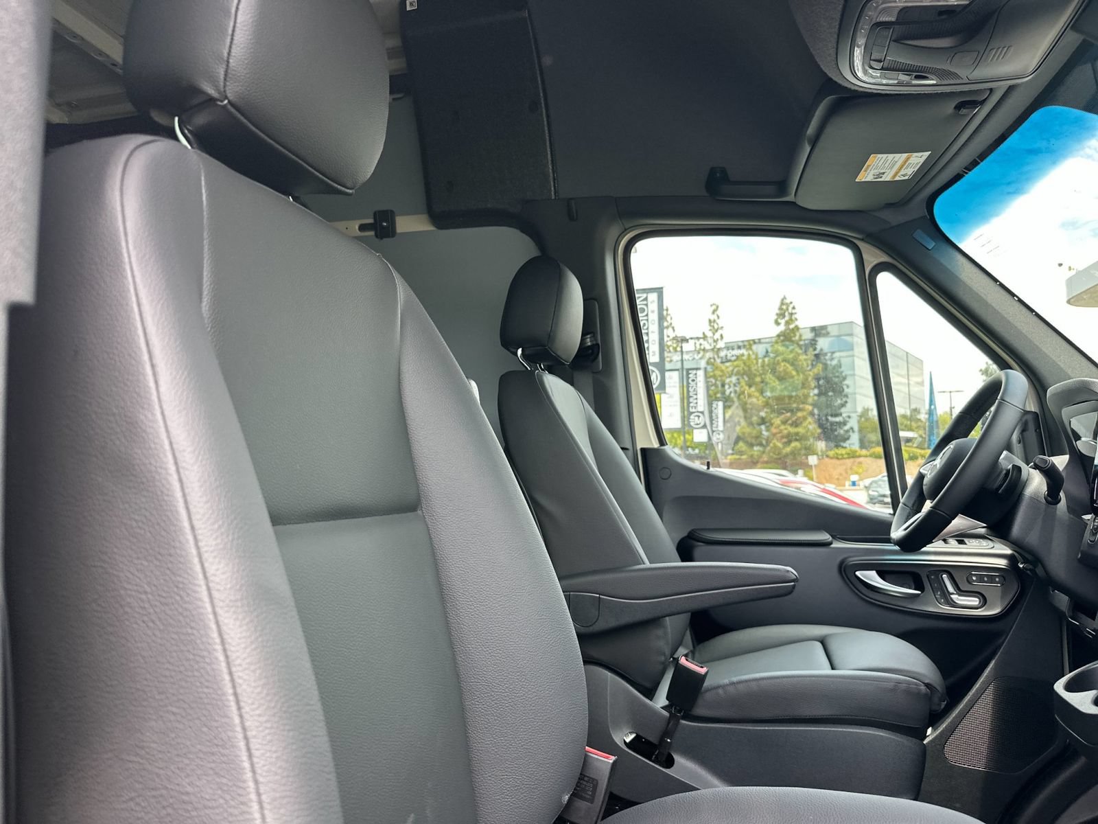 New 2026 Mercedes-Benz Sprinter 2500 image 18