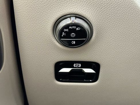 Certified 2025 Mercedes-Benz GLC 300 4MATIC image 34