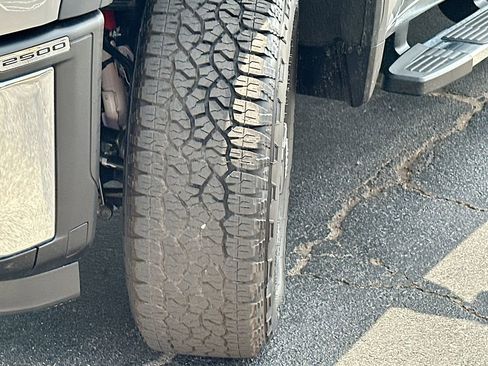 New 2026 GMC Sierra 2500 SLT w/ SLT Premium Package AWD/4WD image 25