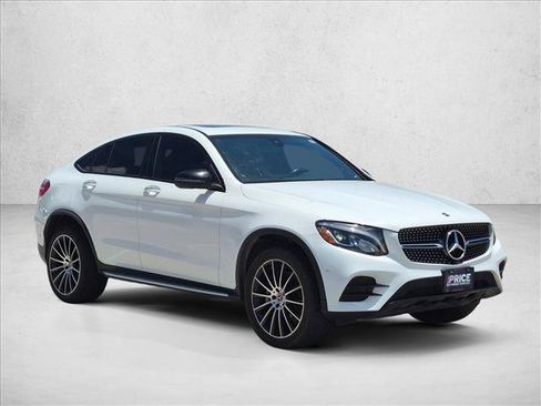 Used 2019 Mercedes-Benz GLC 300 4MATIC Coupe image 3