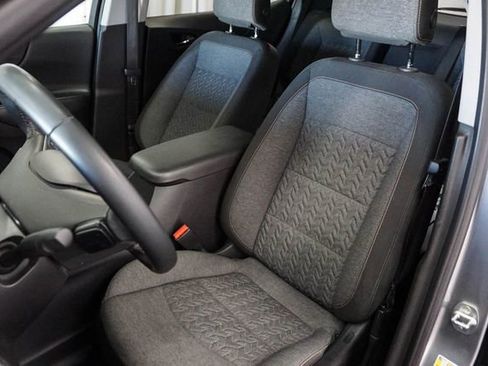 Used 2023 Chevrolet Equinox LT image 10