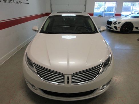 Used 2016 Lincoln MKZ AWD w/ Equipment Group 200A Select image 11