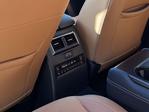 Used 2025 MAZDA CX-90 3.3 Turbo S w/ Premium Plus image 28