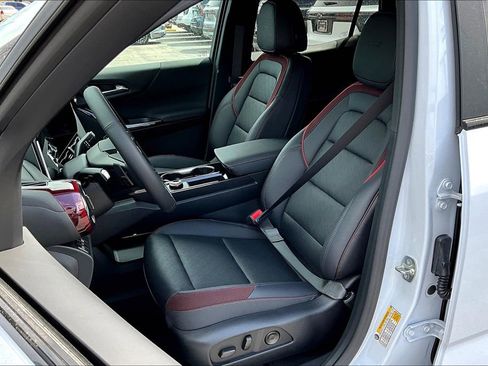 New 2026 Chevrolet Equinox RS image 9