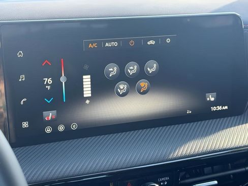 New 2026 Nissan Kicks SR w/ Cold Weather Package image 32