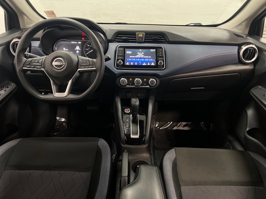 Used 2024 Nissan Versa SV FWD image 15