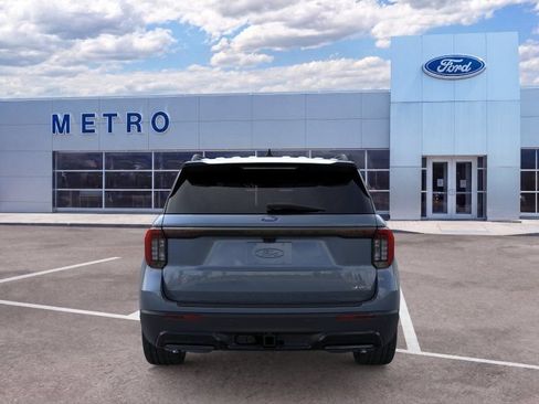 New 2026 Ford Explorer ST-Line w/ ST-Line Street Pack AWD/4WD image 6