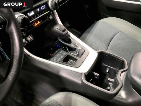 Used 2023 Toyota RAV4 LE AWD/4WD image 17