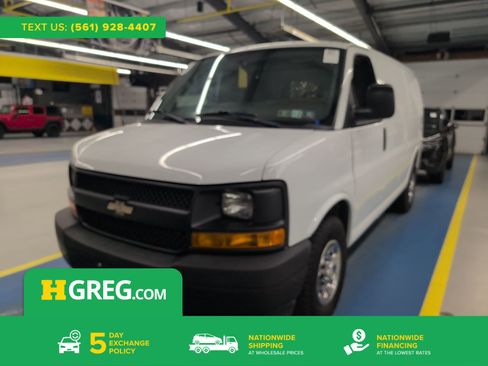 Used 2017 Chevrolet Express 2500 image 1