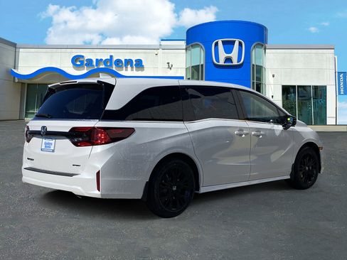 New 2026 Honda Odyssey Sport-L image 6