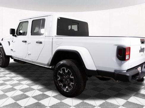 New 2026 Jeep Gladiator Sport AWD/4WD image 15