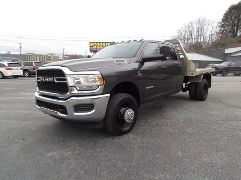 Used 2019 RAM 3500 Tradesman AWD/4WD image 3