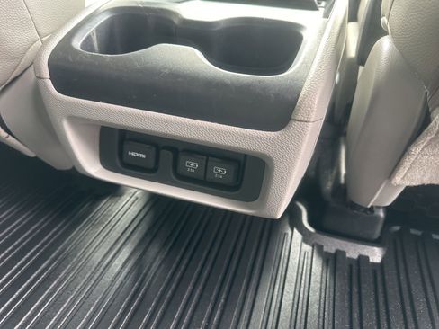Used 2019 Honda Odyssey Elite image 13