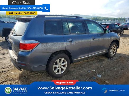 Used 2011 Toyota Highlander SE w/ Tow Pkg AWD/4WD image 4
