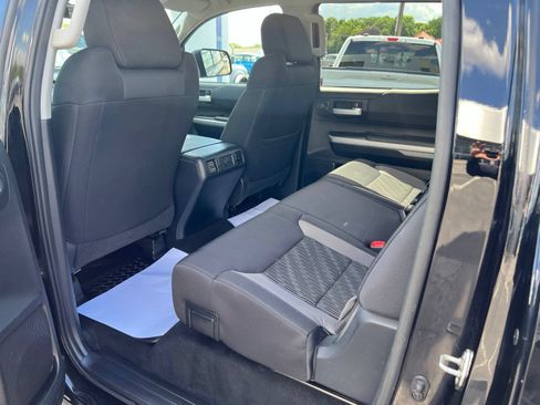 Used 2017 Toyota Tundra SR5 AWD/4WD image 38