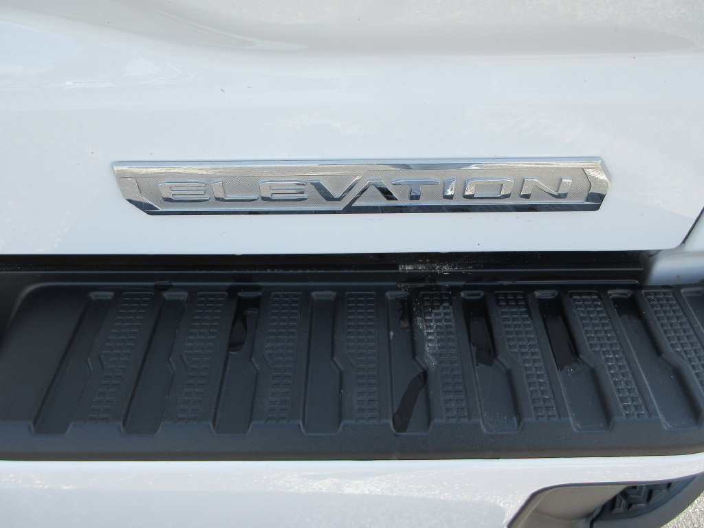 Used 2023 GMC Sierra 1500 Elevation AWD/4WD image 10