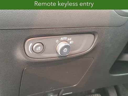 Certified 2024 Buick Encore GX Preferred FWD image 24