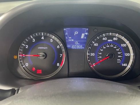 Used 2013 Hyundai Accent GLS FWD image 5