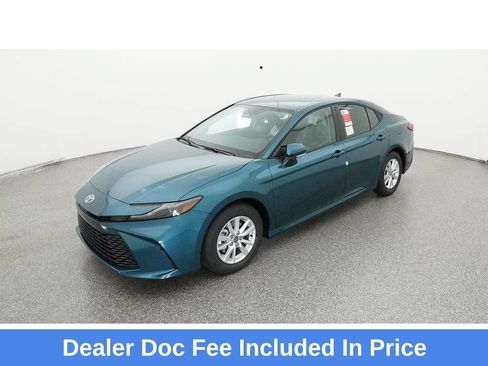 Used 2025 Toyota Camry LE FWD image 1