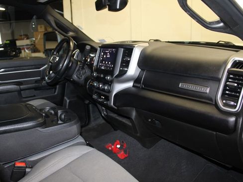 Used 2024 RAM 3500 Big Horn image 24