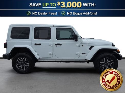 Used 2025 Jeep Wrangler Unlimited Sahara AWD/4WD image 8