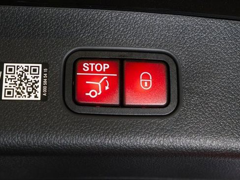 New 2026 Mercedes-Benz GLC 300 4MATIC image 34