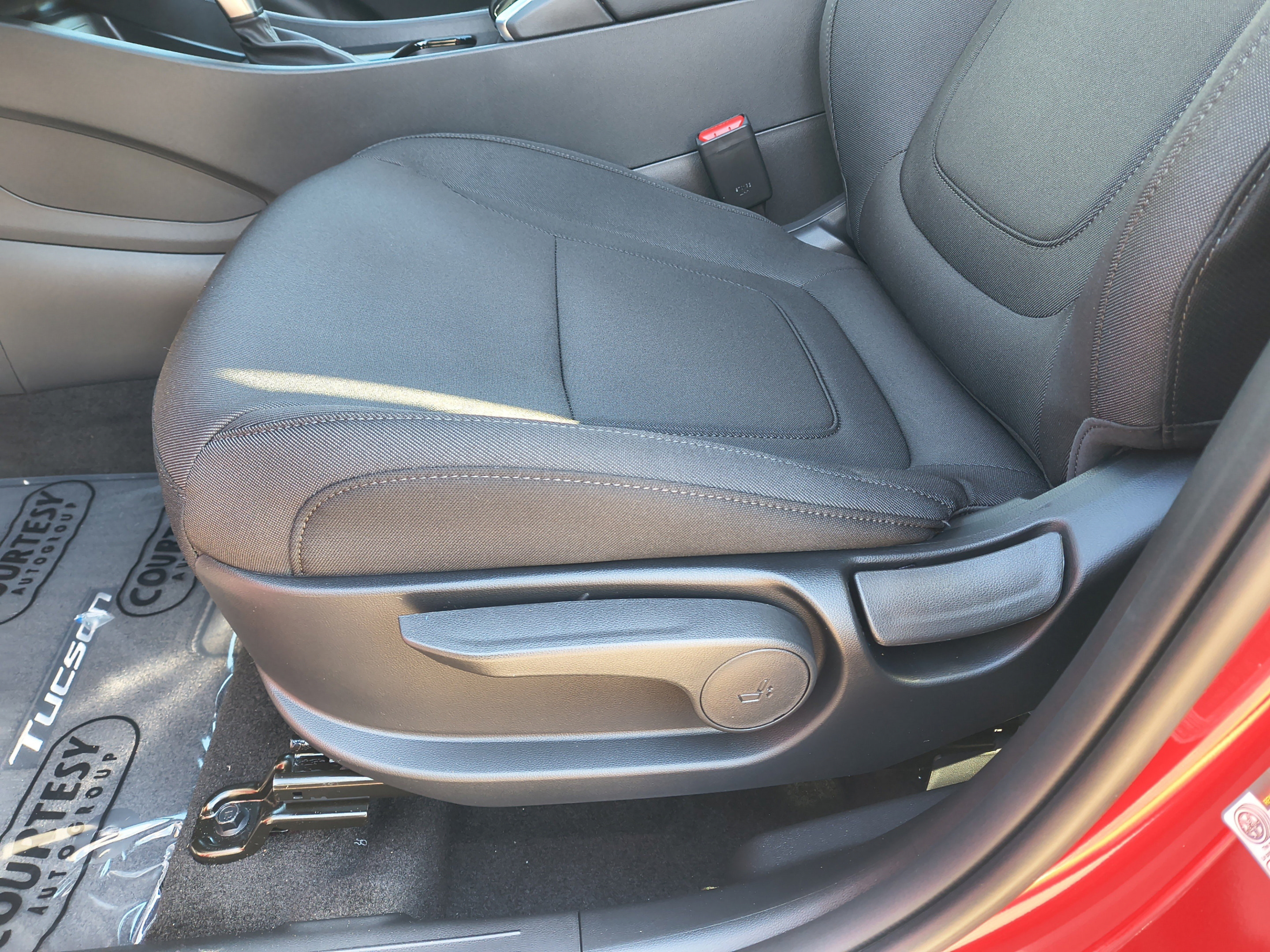 New 2026 Hyundai Tucson SE FWD image 18