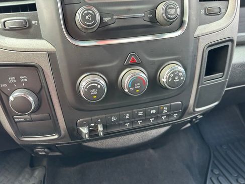 Used 2018 RAM 2500 Tradesman w/ Chrome Appearance Group AWD/4WD image 26