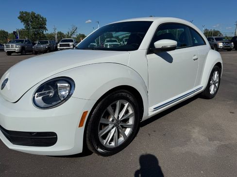 Used 2017 Volkswagen Beetle 1.8T SE FWD image 9
