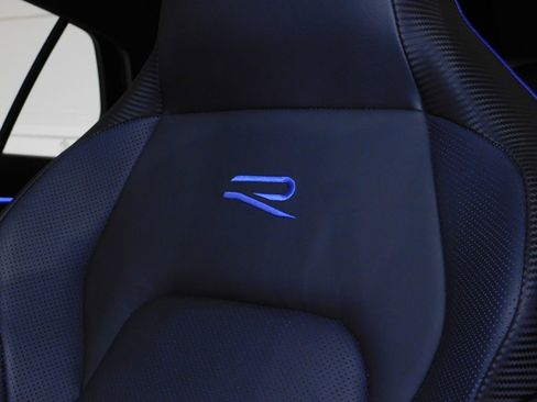Used 2025 Volkswagen Golf R Black Edition image 39