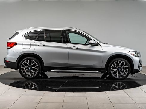 Used 2021 BMW X1 sDrive28i w/ Premium Package FWD image 11