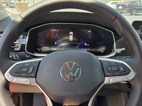 New 2026 Volkswagen Jetta SE FWD image 23