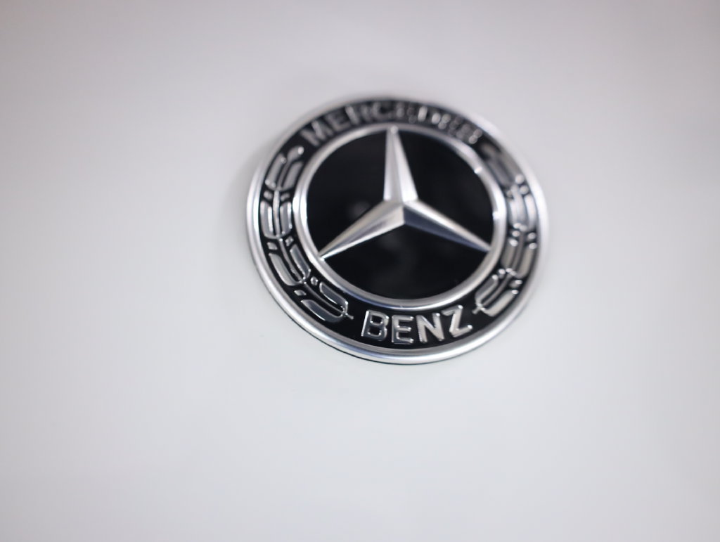 Used 2025 Mercedes-Benz GLS 450 4MATIC w/ AMG Line Exterior image 80