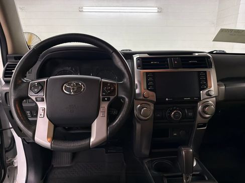 Used 2024 Toyota 4Runner SR5 Premium AWD/4WD image 9