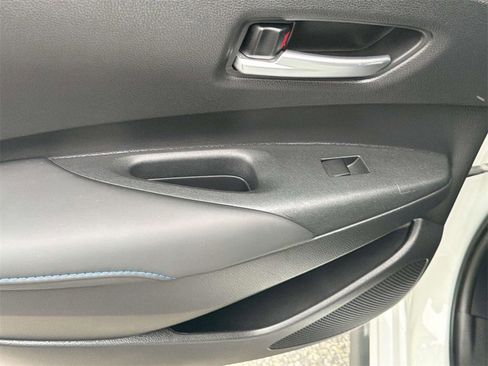Used 2020 Toyota Corolla SE image 27