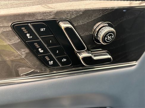 New 2025 Cadillac Escalade IQ Sport 2 image 19